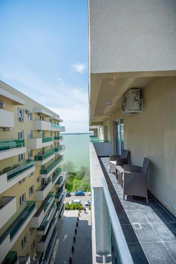 Moonlight Sky Mamaia Apartment Esterno foto
