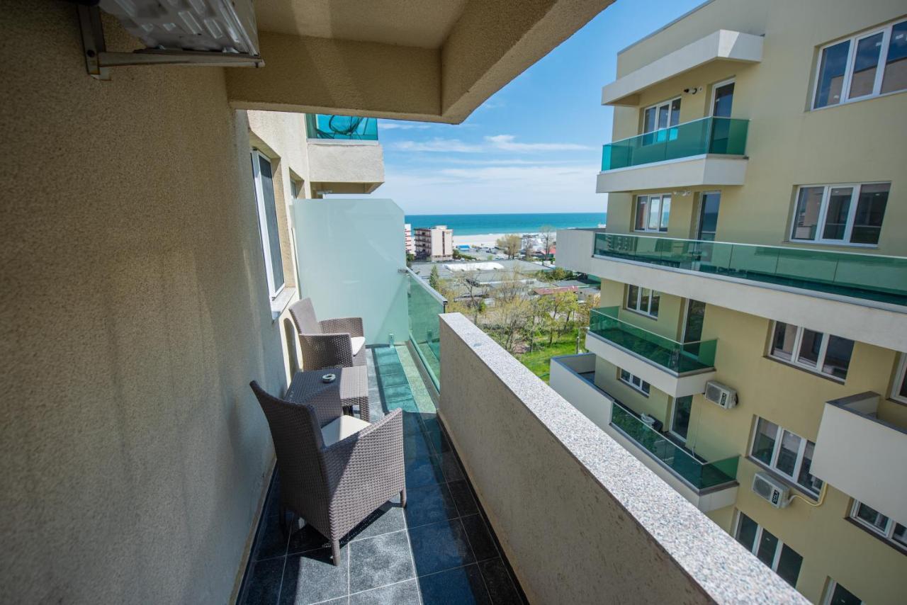 Moonlight Sky Mamaia Apartment Esterno foto